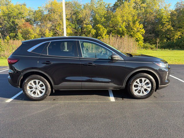 Used 2023 Ford Escape Active AWD/4WD image 9