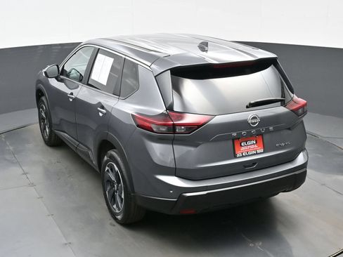 Used 2024 Nissan Rogue SV AWD/4WD image 38