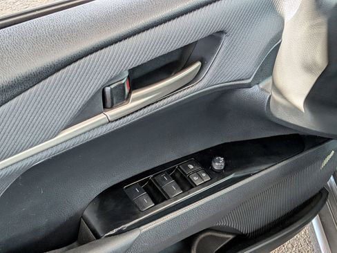 Certified 2025 Toyota Camry SE FWD image 9