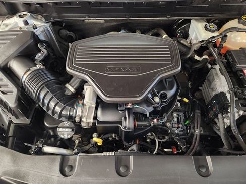 Used 2021 Chevrolet Blazer LT w/ Sound & Technology Package image 32