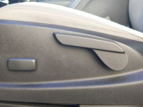 Used 2019 Chevrolet Colorado W/T w/ WT Convenience Package image 17