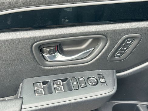 Used 2026 Honda Passport RTL image 18