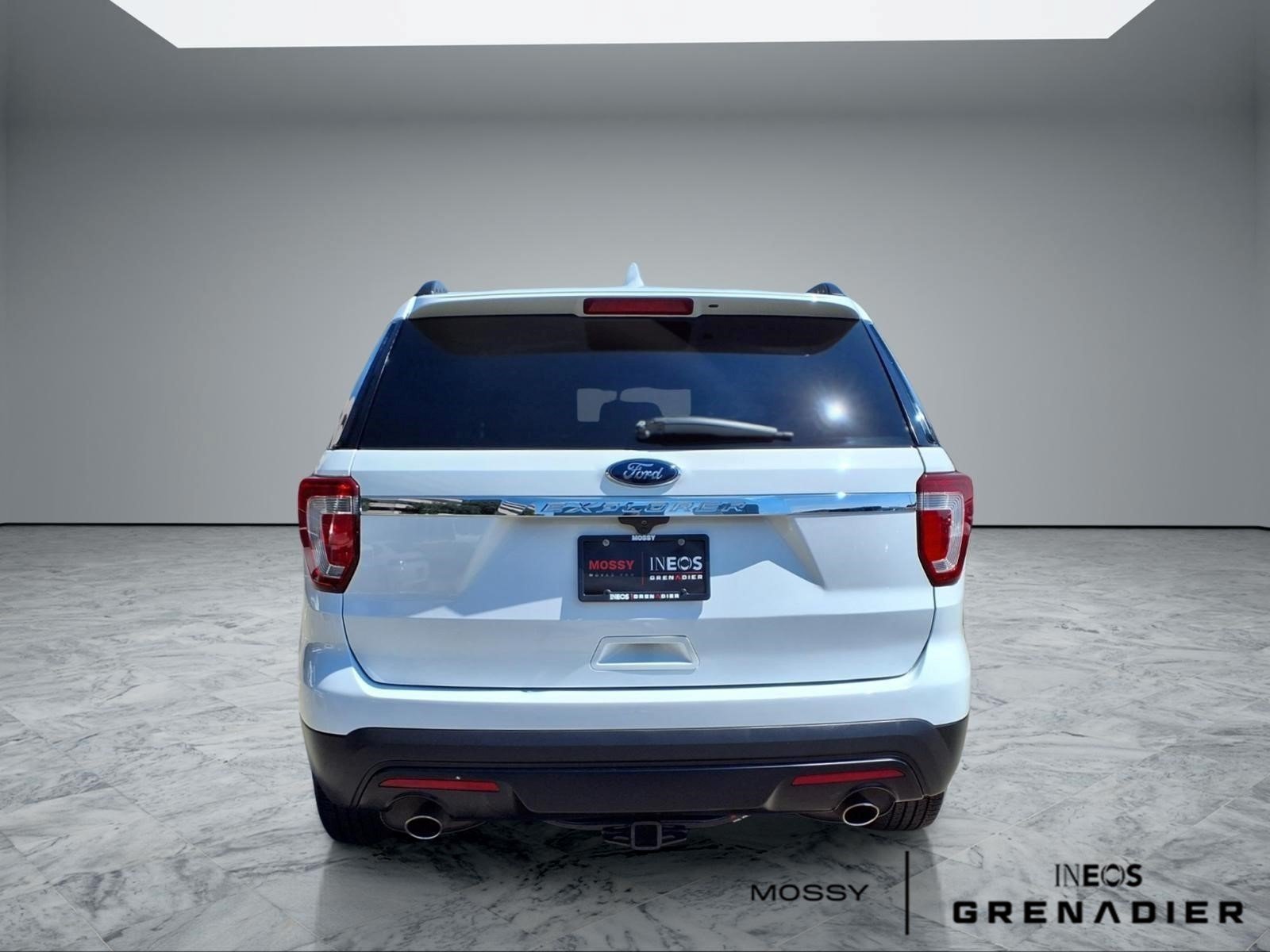 Used 2017 Ford Explorer FWD image 6