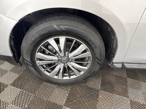 Used 2019 Nissan Pathfinder SV AWD/4WD image 28