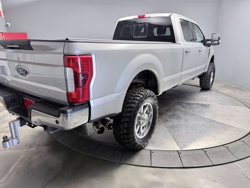 Used 2017 Ford F350 Lariat w/ Lariat Ultimate Package AWD/4WD image 4