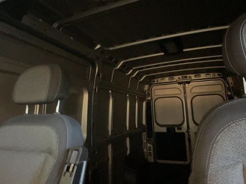 Used 2024 RAM ProMaster 3500 w/ Premium Convenience Group FWD image 6