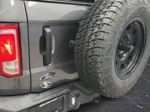 Used 2022 Ford Bronco 2-Door AWD/4WD image 35