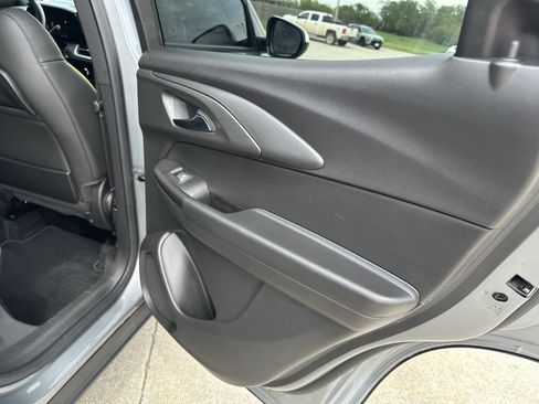 Used 2024 Chevrolet TrailBlazer ACTIV image 25