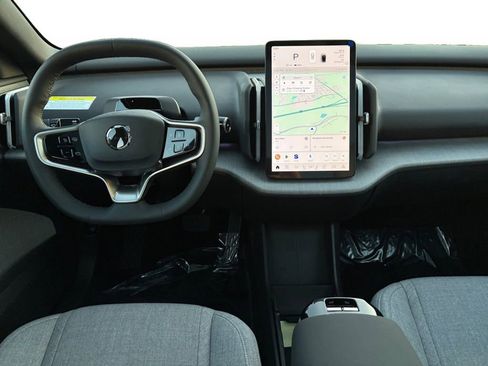 New 2025 Volvo EX30 Ultra w/ Protection Package Premier image 8