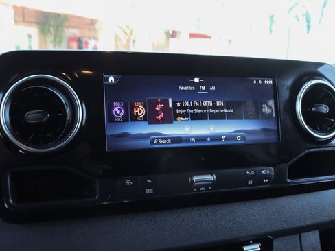 Used 2025 Mercedes-Benz Sprinter 2500 image 35