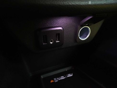 Used 2022 Chevrolet Traverse LT FWD image 54