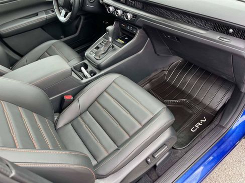 Used 2025 Honda CR-V Sport-L image 11
