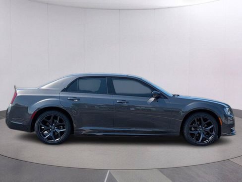 Used 2023 Chrysler 300 Touring L w/ Comfort Group RWD image 6