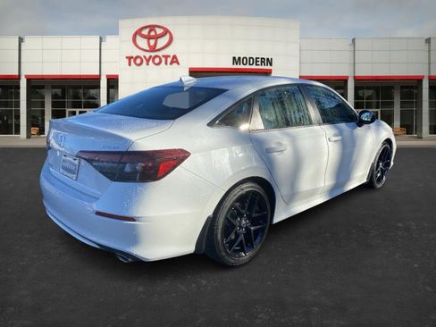 Used 2025 Honda Civic Sport image 5