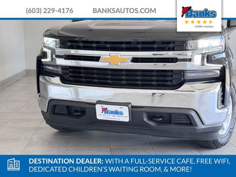 Certified 2021 Chevrolet Silverado 1500 LT AWD/4WD image 3