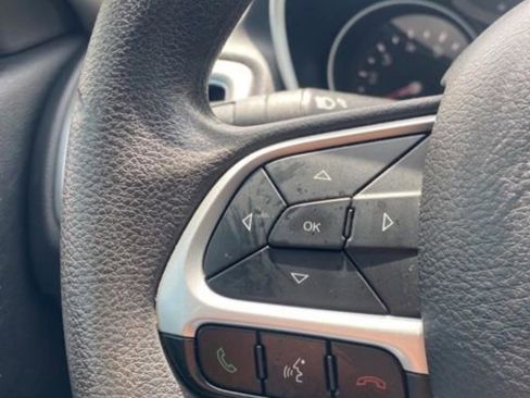 Used 2020 Jeep Compass Sport FWD image 17