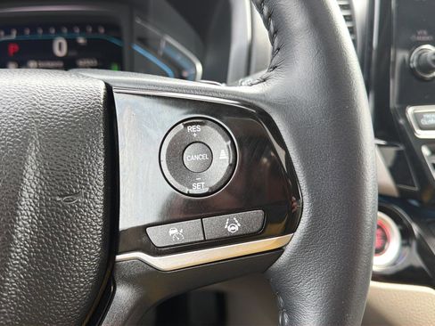 Used 2023 Honda Odyssey Touring image 18