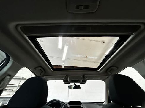 Certified 2023 Subaru Forester Premium AWD/4WD image 11