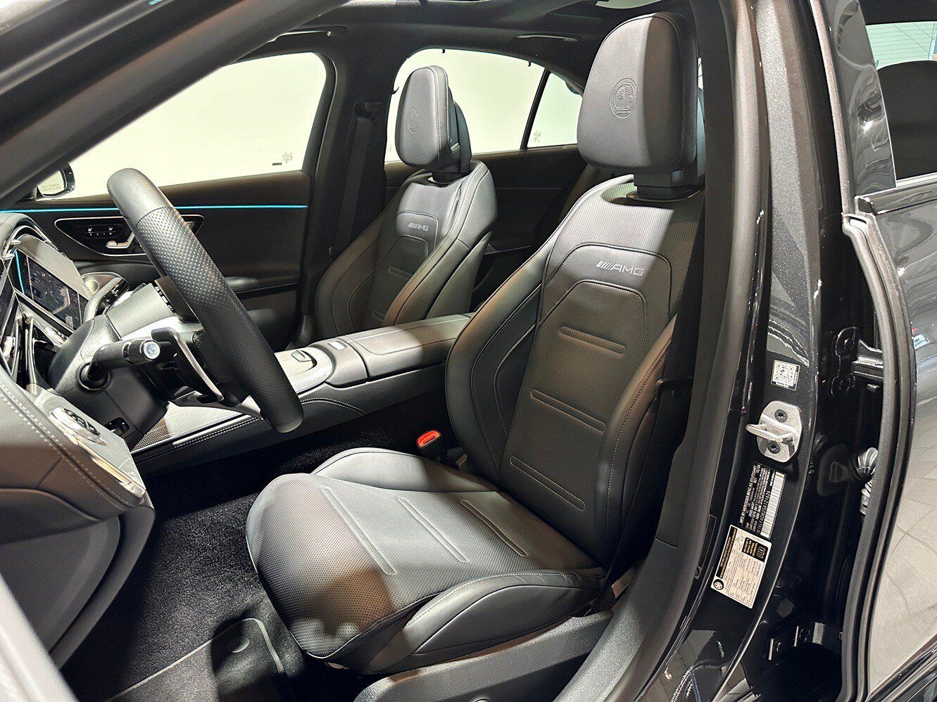 Certified 2025 Mercedes-Benz E 53 AMG e 4MATIC Sedan image 17