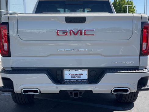 New 2026 GMC Sierra 1500 Denali AWD/4WD image 5