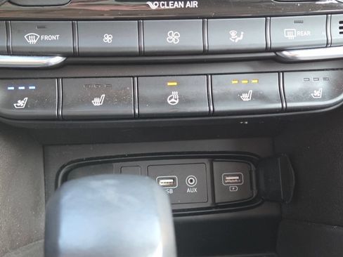 Used 2019 Hyundai Santa Fe FWD image 19
