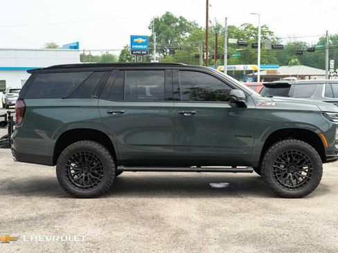 New 2026 Chevrolet Tahoe Z71 w/ Sun And Tow Package AWD/4WD image 5