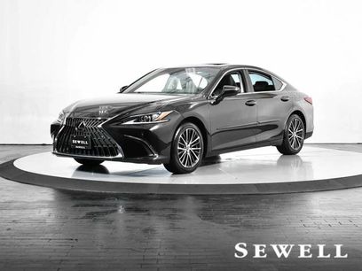 Certified 2022 Lexus ES 350 w/ Premium Package