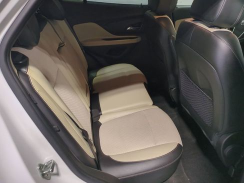 Used 2018 Buick Encore Preferred image 24