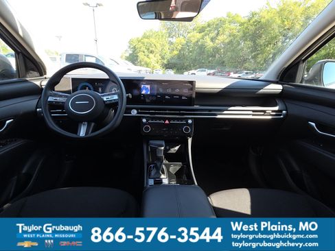 Used 2025 Hyundai Tucson SEL FWD image 29
