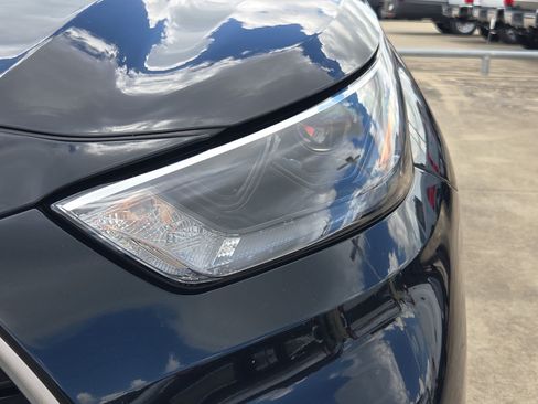 Used 2022 Toyota Highlander XLE FWD image 10