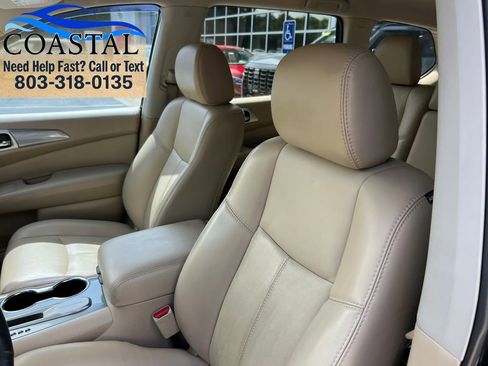 Used 2017 Nissan Pathfinder SL w/ SL Tech Package FWD image 13