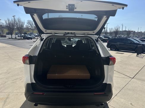 Used 2025 Toyota RAV4 LE image 30
