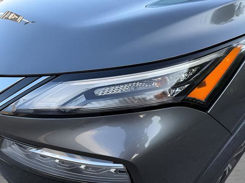 Used 2022 Nissan Rogue SV FWD image 30