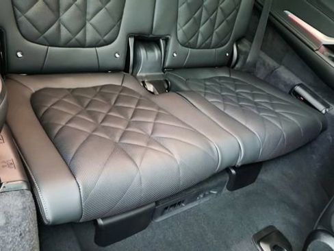 Used 2026 BMW X7 xDrive40i w/ M Sport Package image 30