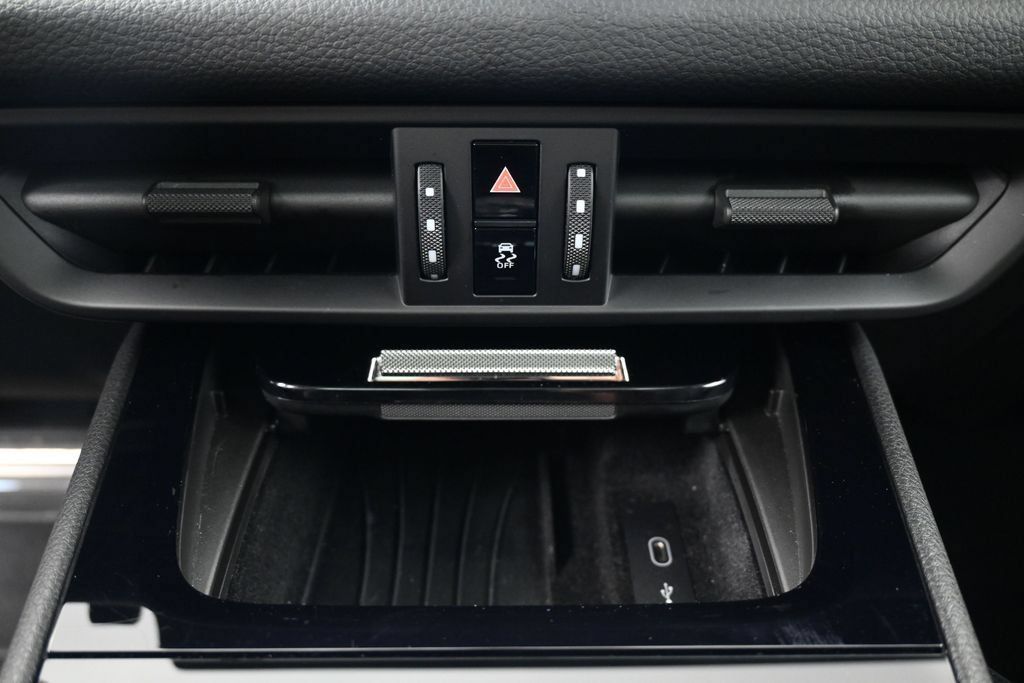 Certified 2026 Porsche Cayenne Coupe AWD/4WD image 19