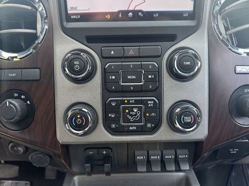 Used 2016 Ford F350 Lariat w/ Lariat Ultimate Package AWD/4WD image 17