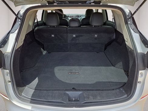 Used 2023 Nissan Murano SV AWD/4WD image 14