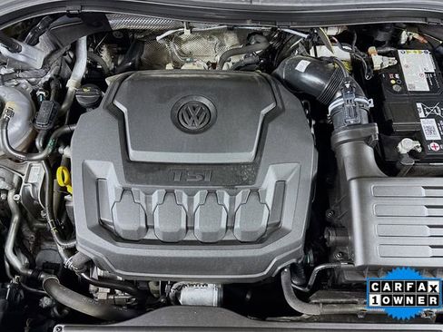 Used 2024 Volkswagen Tiguan SE image 30