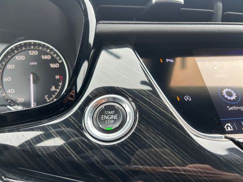 Used 2020 Cadillac XT6 Premium Luxury image 24