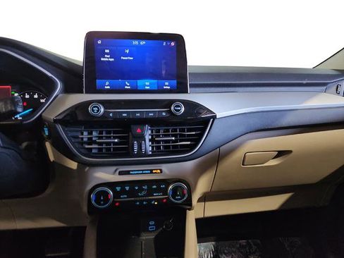 Used 2022 Ford Escape SE w/ Cold Weather Package FWD image 14