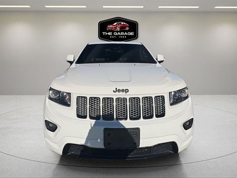 Used 2015 Jeep Grand Cherokee Altitude image 5