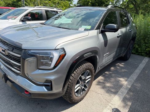 Used 2026 GMC Terrain AT4 w/ Convenience Package III AWD/4WD image 12