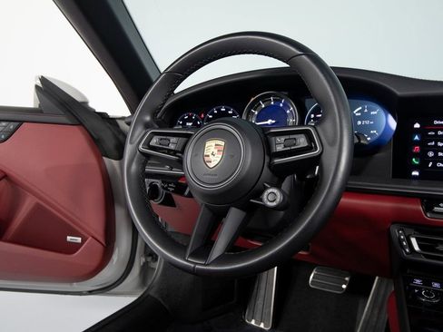 Certified 2022 Porsche 911 Targa 4S image 35