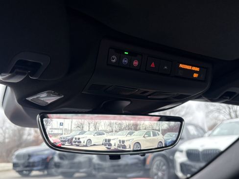 Used 2024 Chevrolet Corvette Stingray Convertible w/ Z51 Performance Package image 28