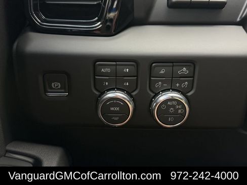 New 2026 GMC Sierra 1500 AT4 w/ AT4 Premium Package AWD/4WD image 19