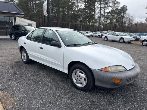 Used 1998 Chevrolet Cavalier Sedan image 11