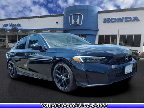 Used 2025 Honda Civic Sport image 1
