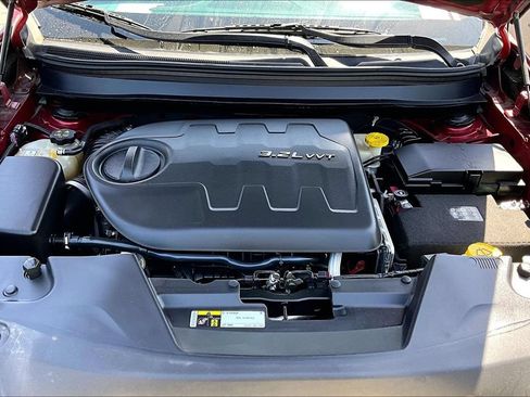 Used 2014 Jeep Cherokee Limited w/ Technology Group FWD image 29