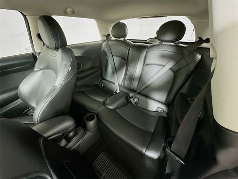 Used 2015 MINI Cooper S image 22