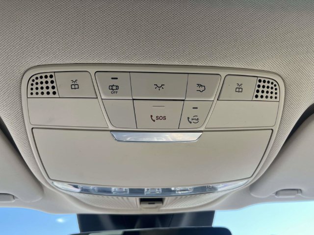 Used 2022 Mercedes-Benz GLC 300 image 31